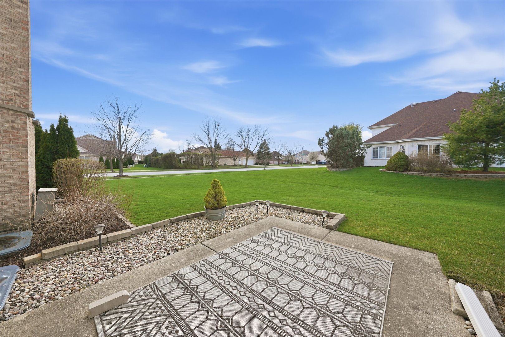 7770 Bristol Park Drive Property Photo 16