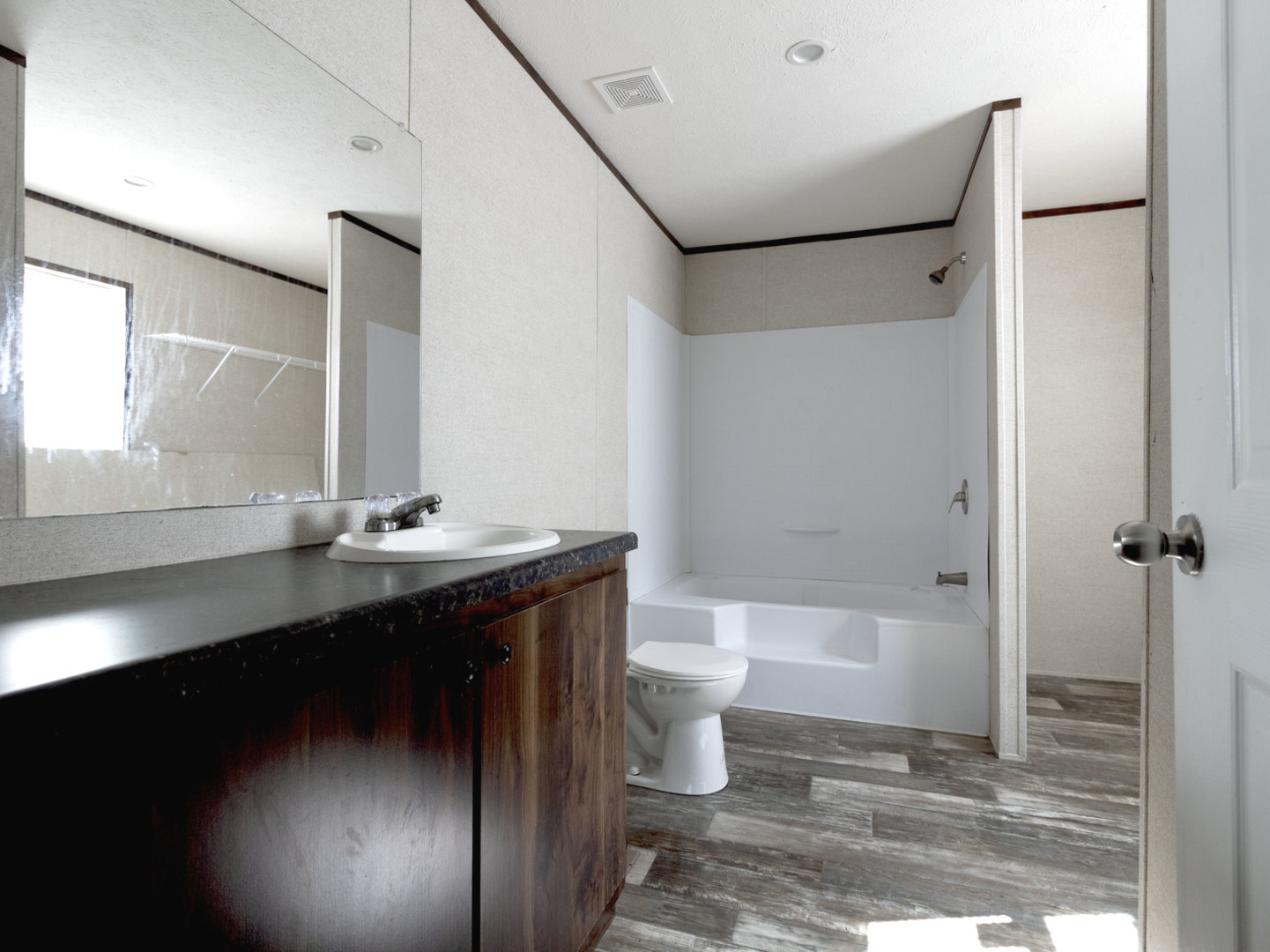5450 Sand Ridge Road Property Photo 10
