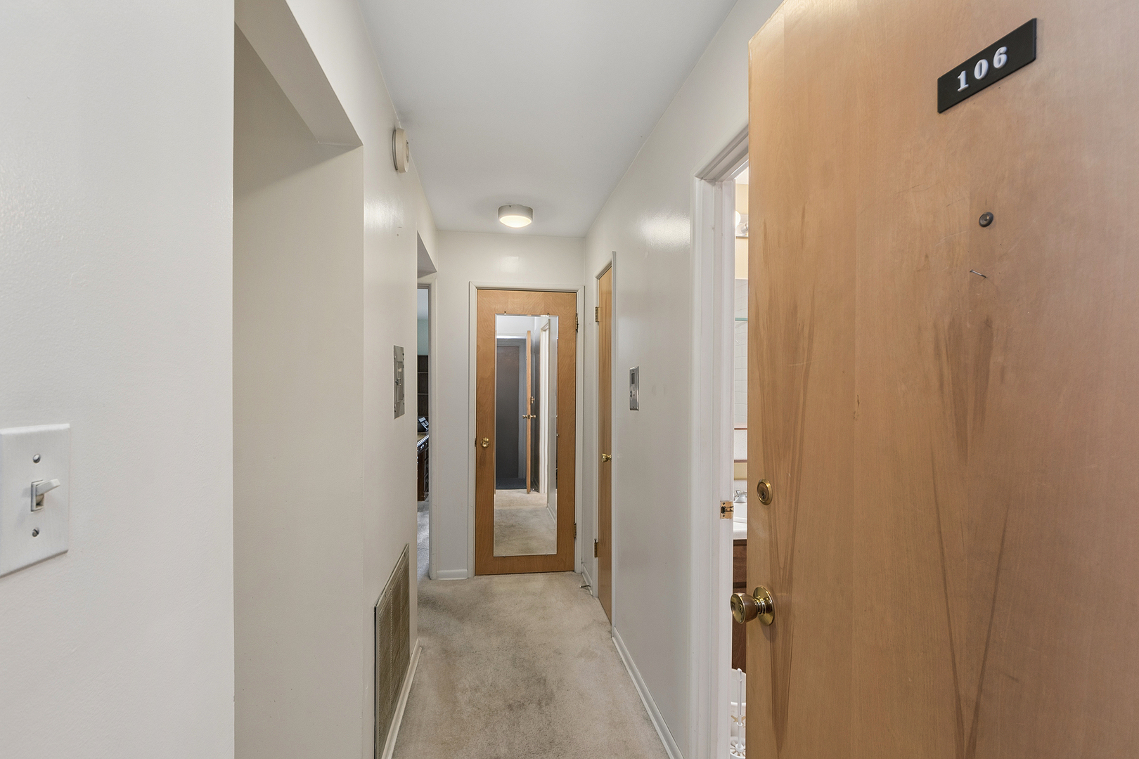 9840 S Pulaski Road 106 Property Photo 8