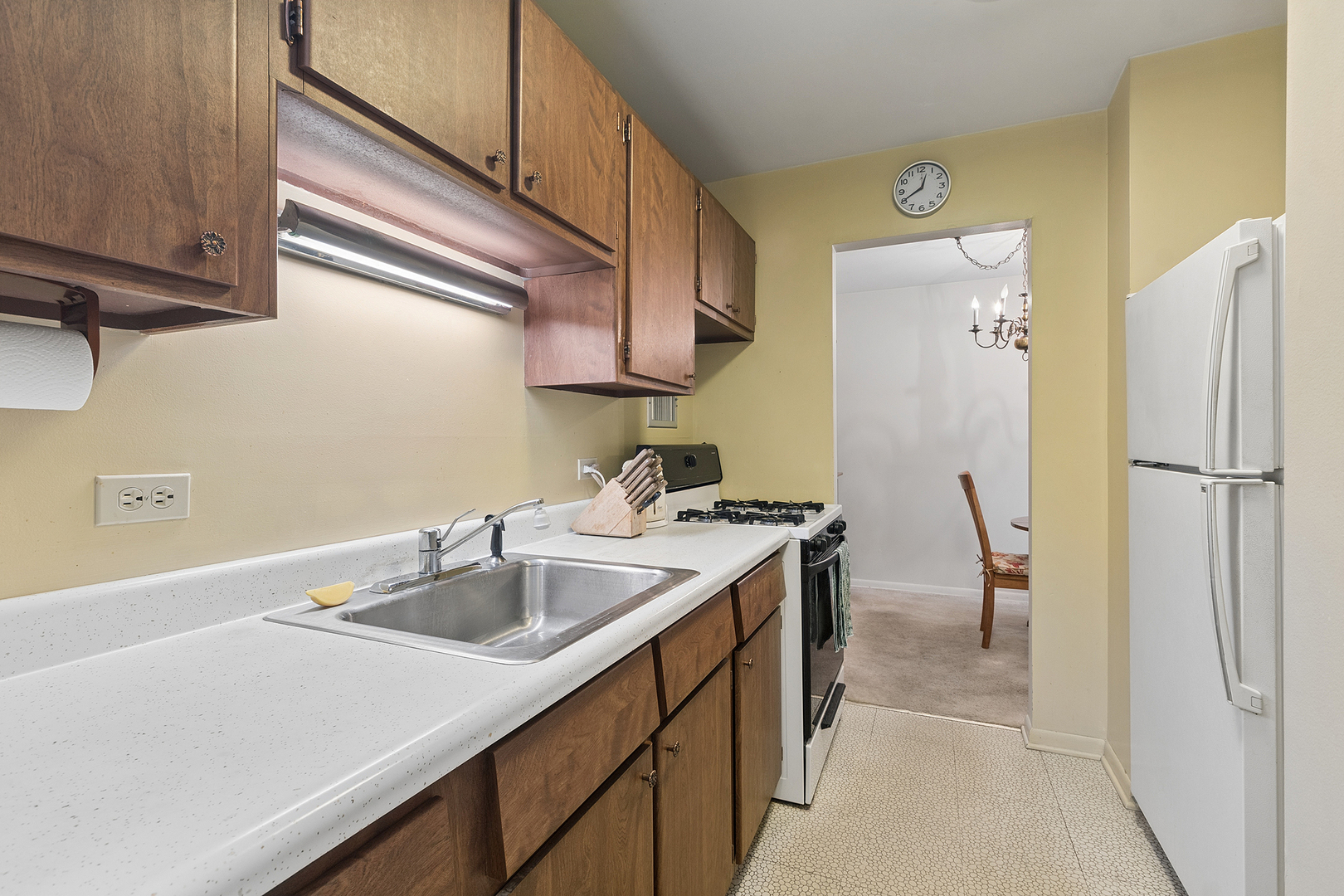 9840 S Pulaski Road 106 Property Photo 10