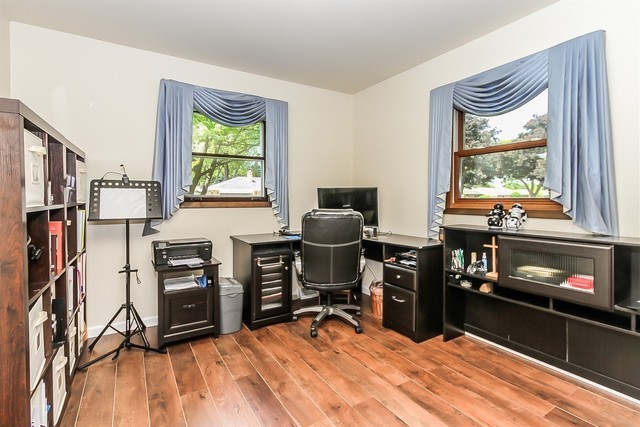 1 N Edward Street Property Photo 10