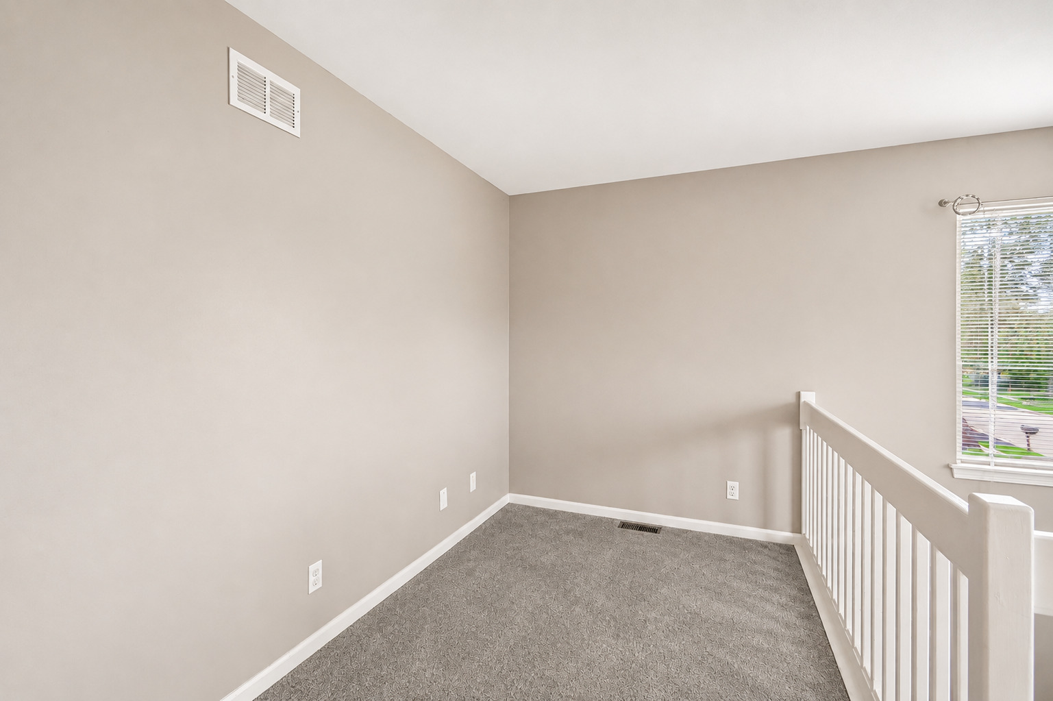 21242 W Edison Lane Property Photo 8