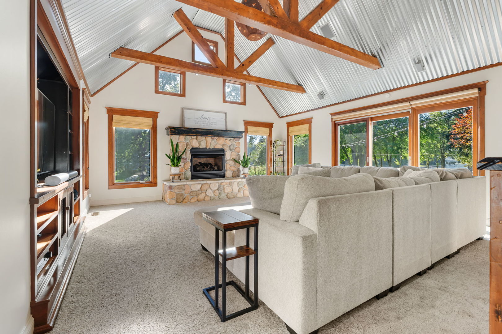 27069 W Fox River Road Property Photo 6