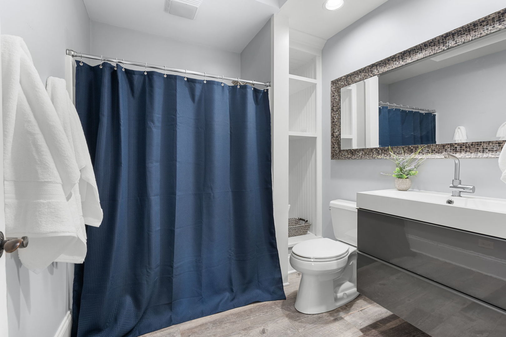 27069 W Fox River Road Property Photo 19