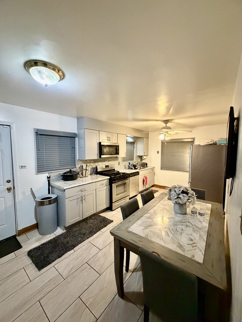 1244 Balmoral Avenue Property Photo 7