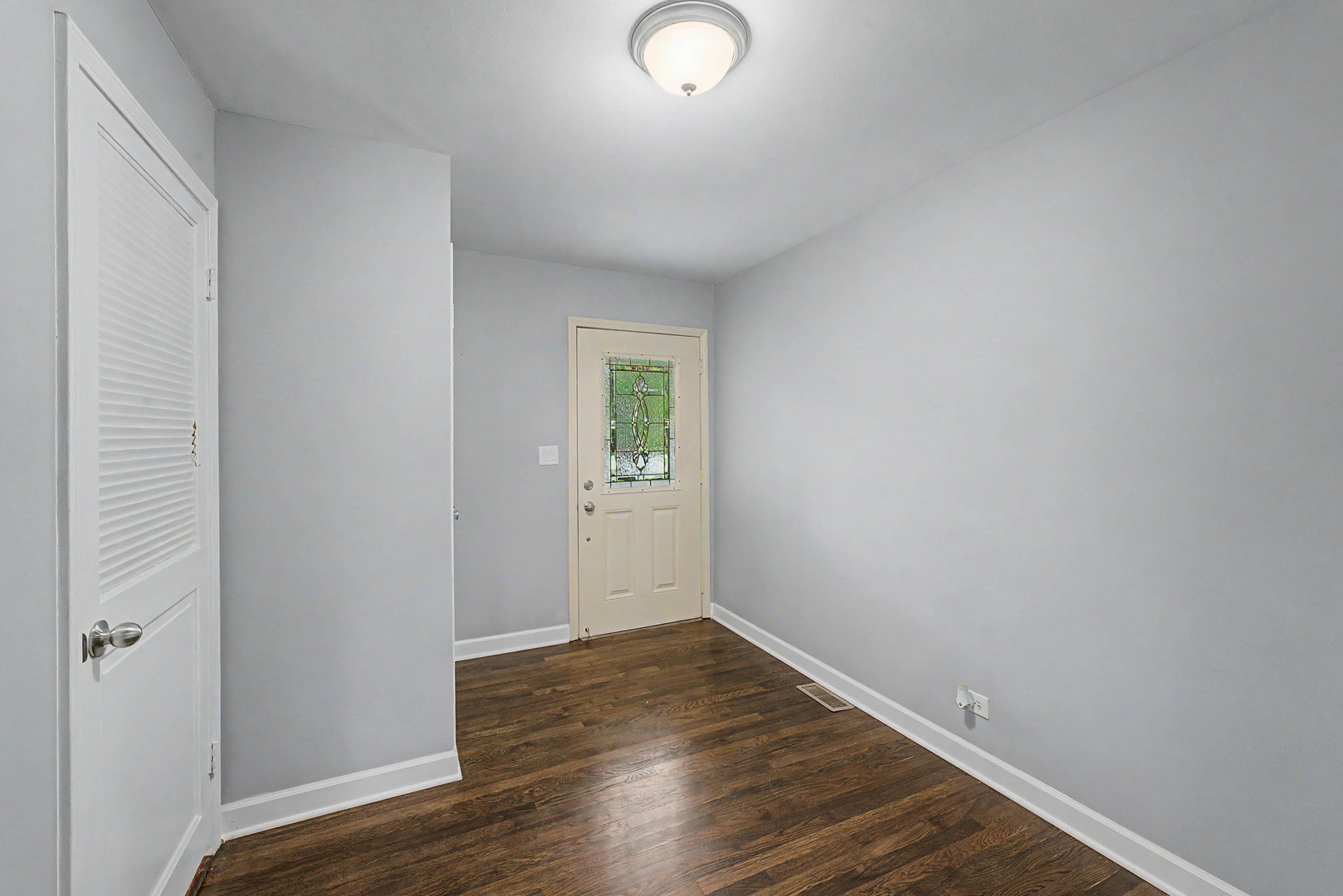 1704 S Highland Avenue Property Photo 3