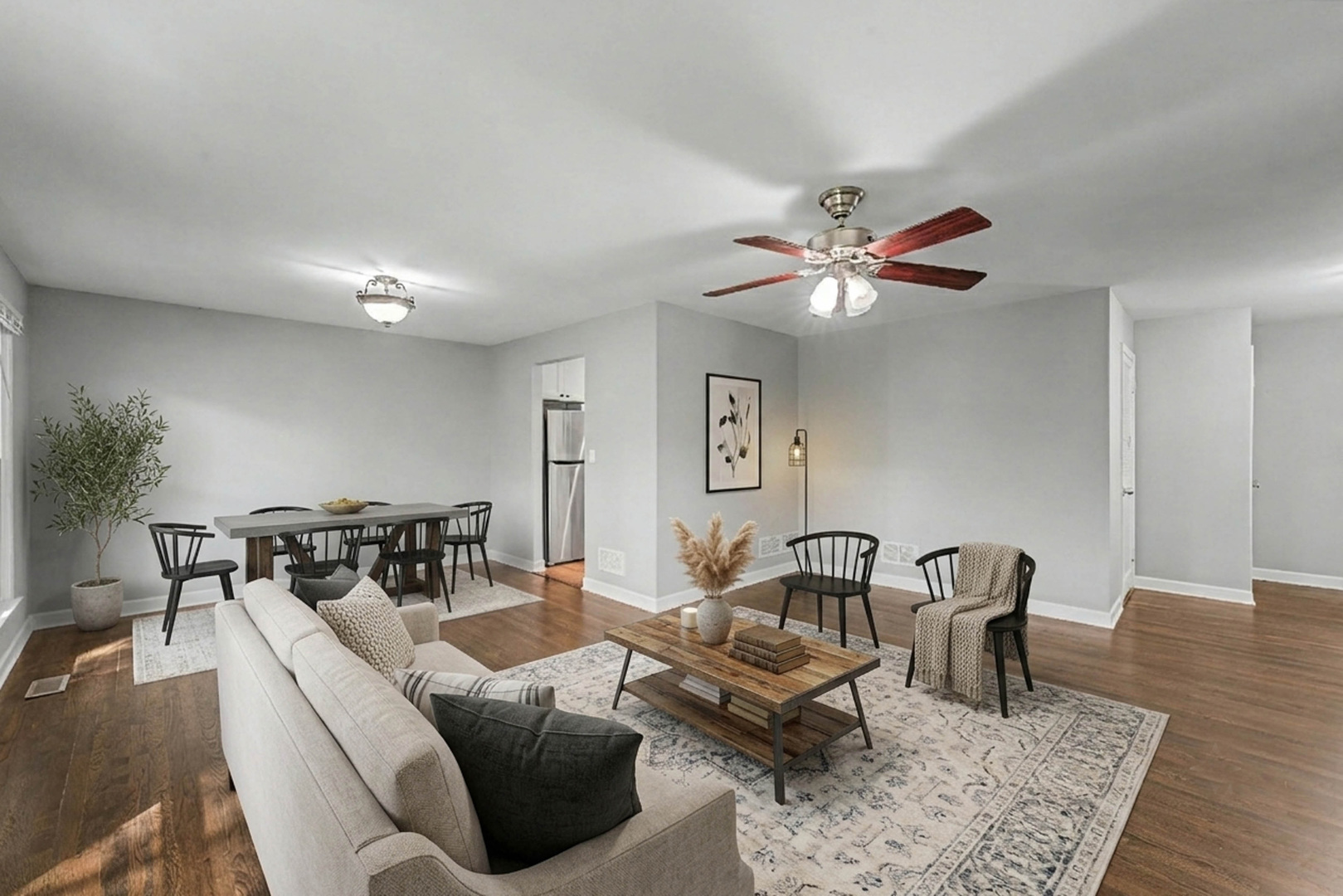 1704 S Highland Avenue Property Photo 5