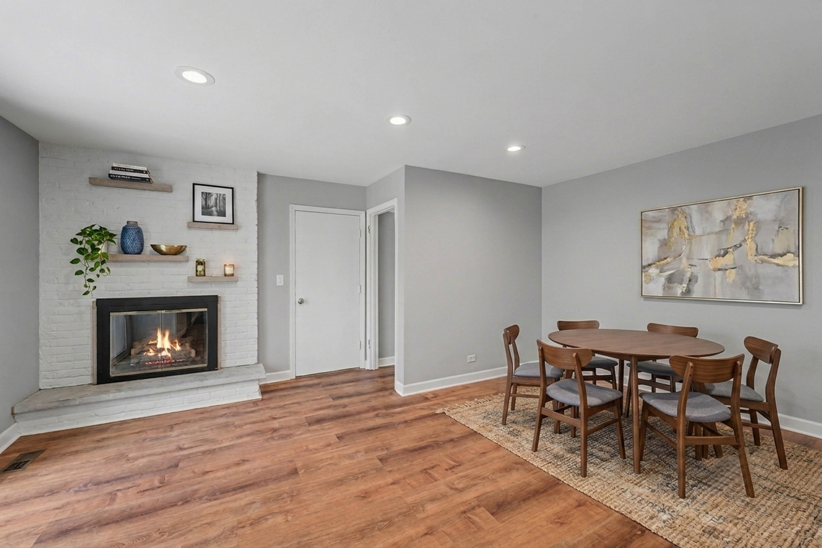 1704 S Highland Avenue Property Photo 6