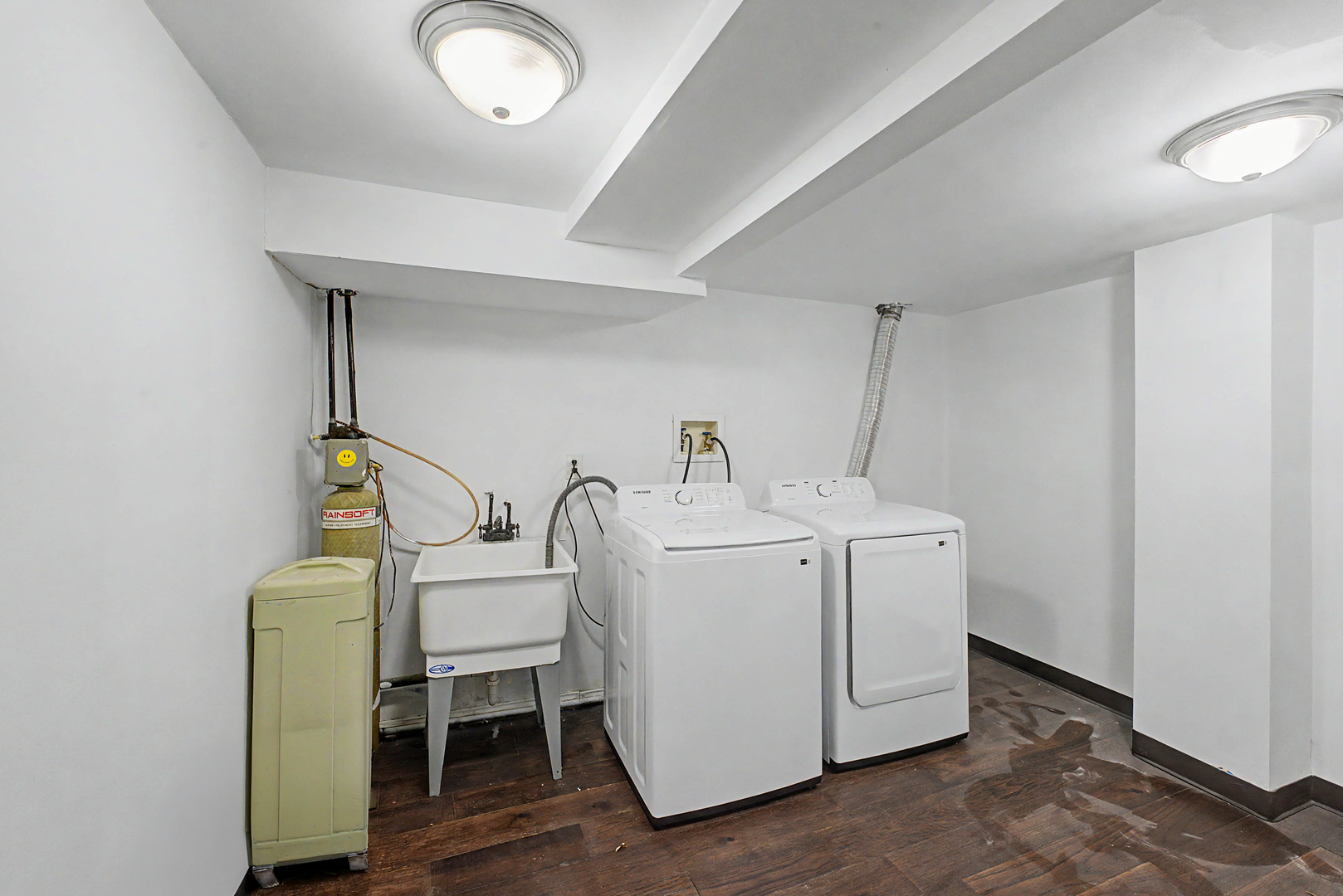 1704 S Highland Avenue Property Photo 22