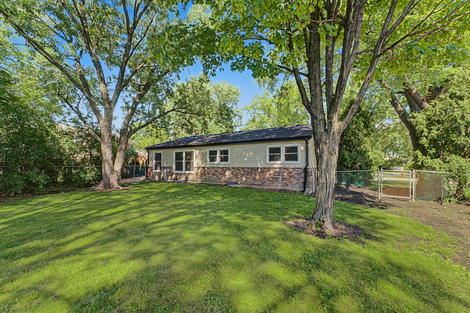1704 S Highland Avenue Property Photo 27