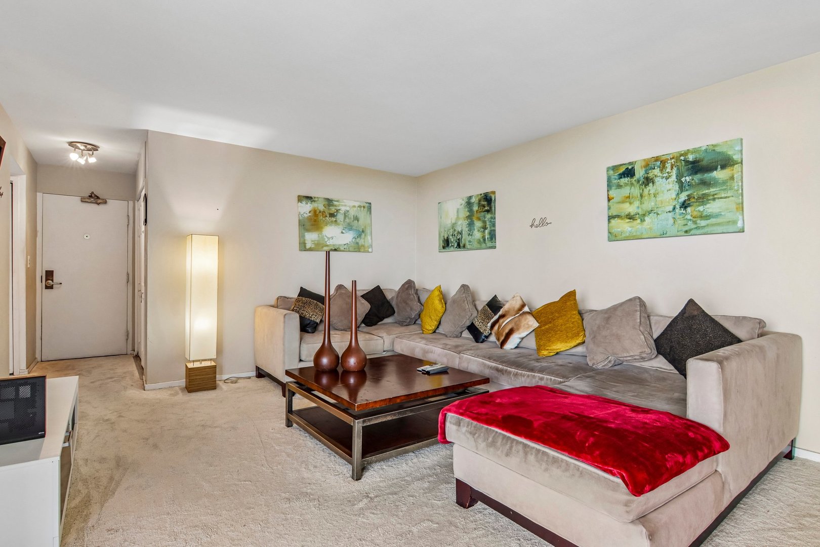 3440 N Lake Shore Drive 12b Property Photo 11