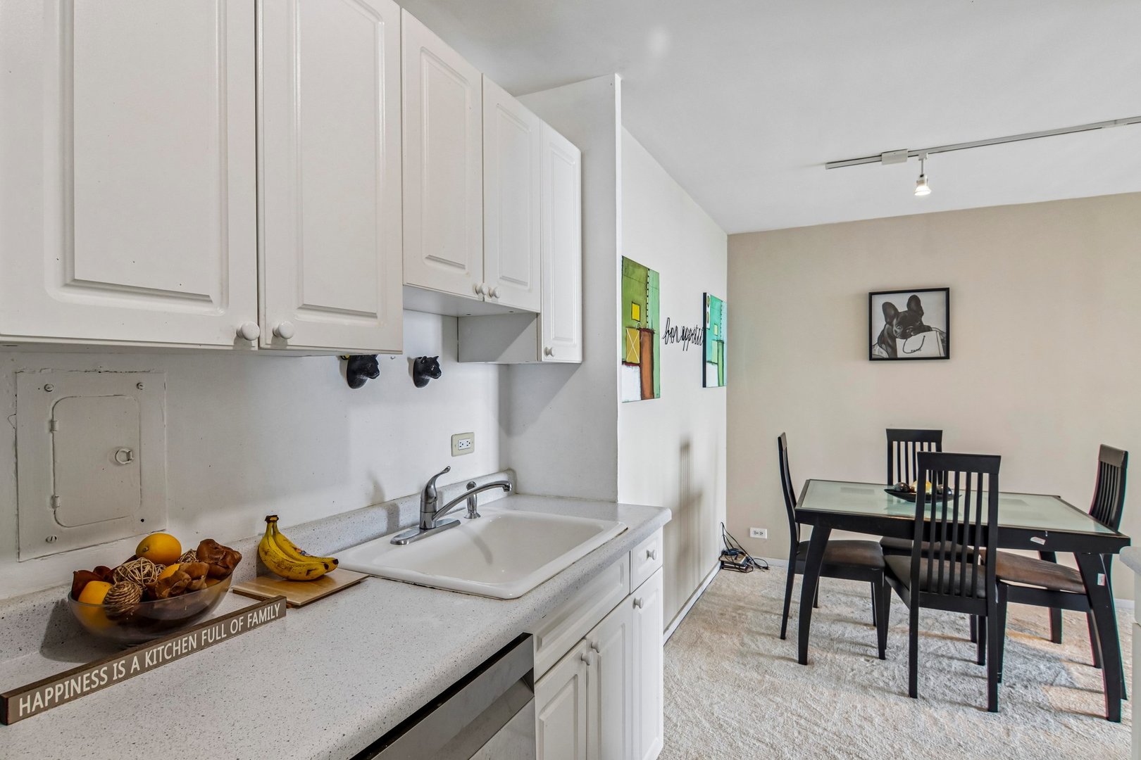 3440 N Lake Shore Drive 12b Property Photo 14