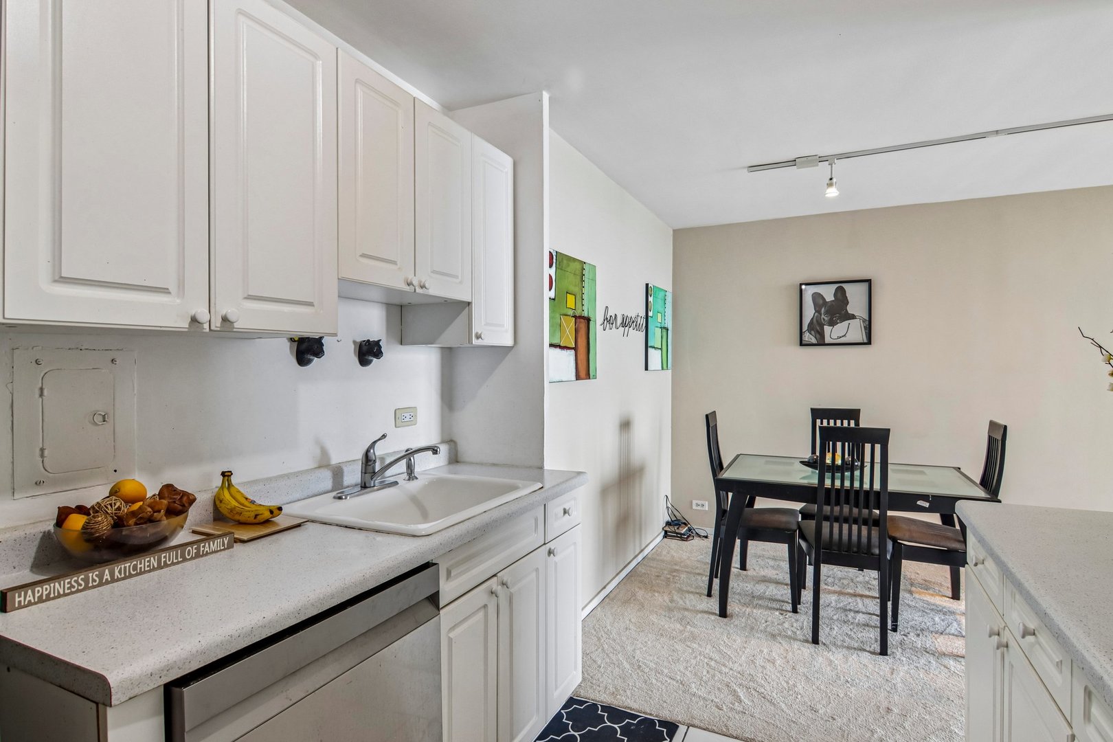 3440 N Lake Shore Drive 12b Property Photo 16