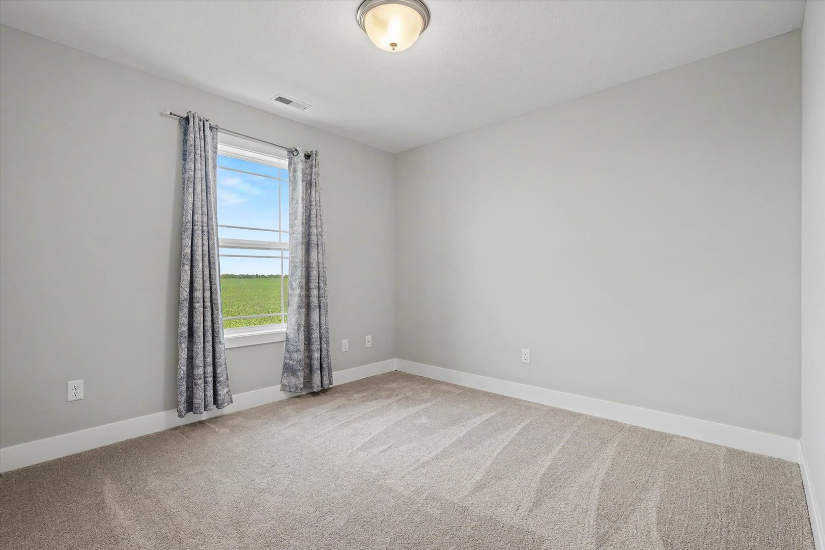 3606 Freedom Boulevard Property Photo 26