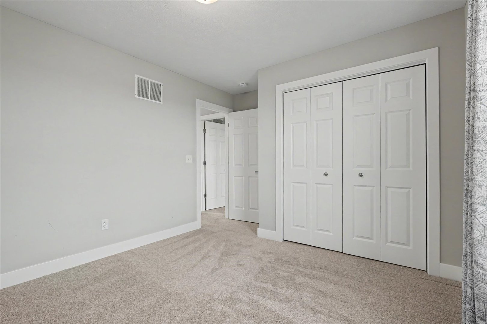 3606 Freedom Boulevard Property Photo 27