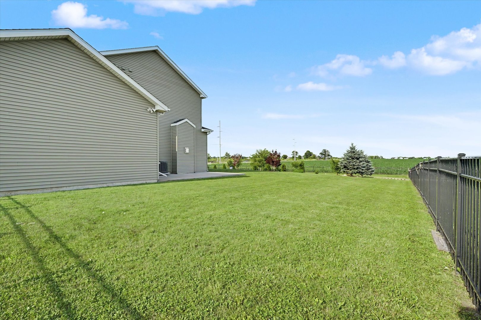 3606 Freedom Boulevard Property Photo 43