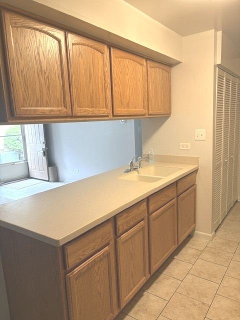 20114 Oak Lane U70 Property Photo 5