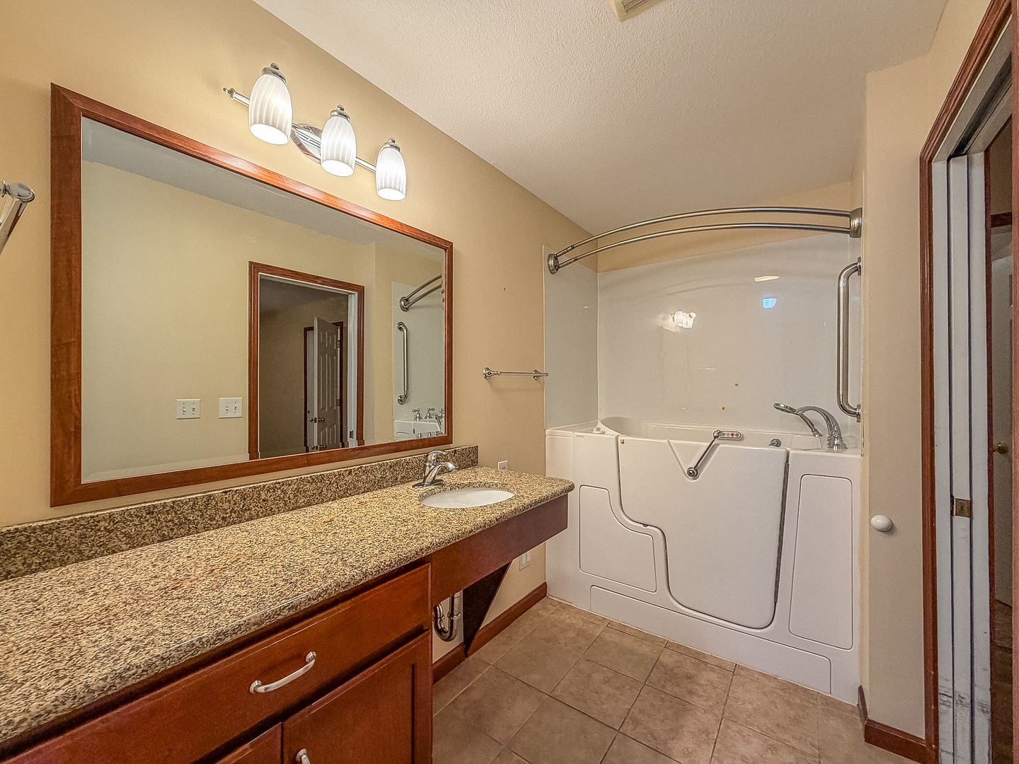 17 Lafayette Meadow Property Photo 17