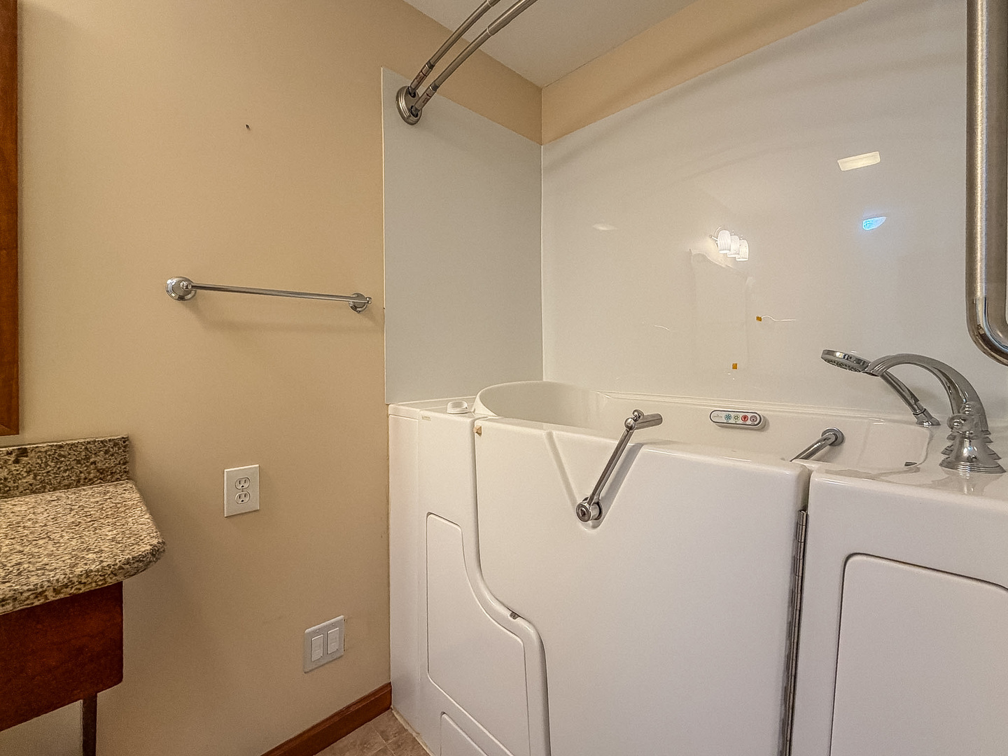 17 Lafayette Meadow Property Photo 18