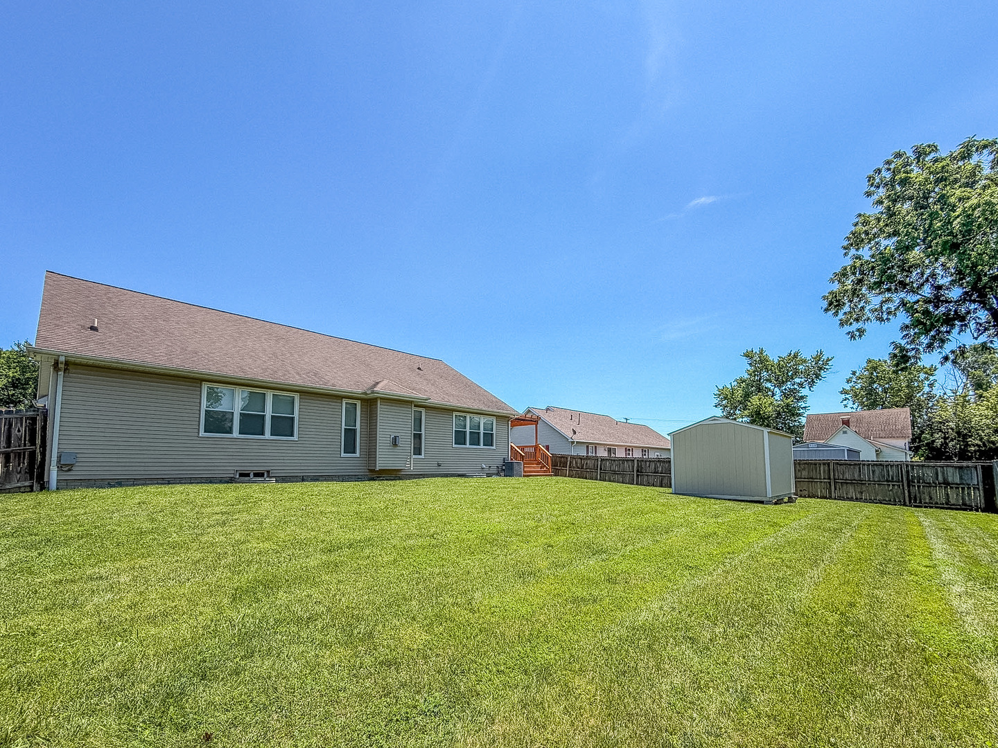 17 Lafayette Meadow Property Photo 38