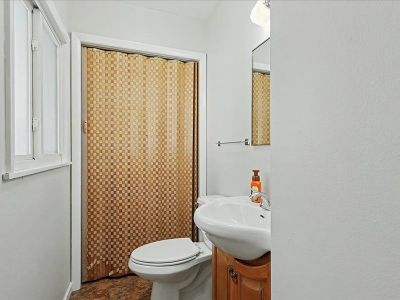 106 Bruce Street Property Photo 22