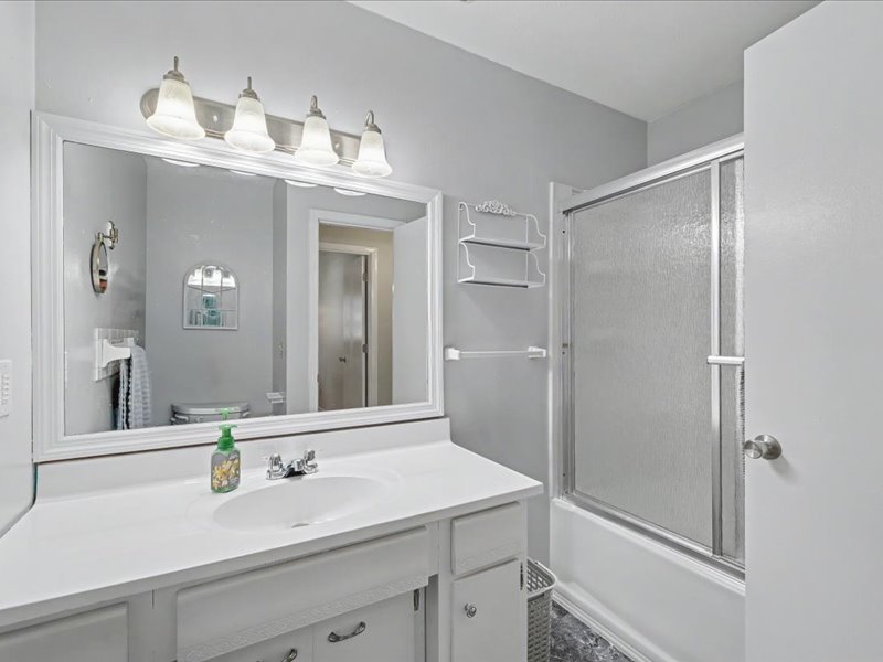 106 Bruce Street Property Photo 24