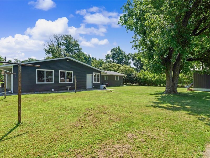 106 Bruce Street Property Photo 40