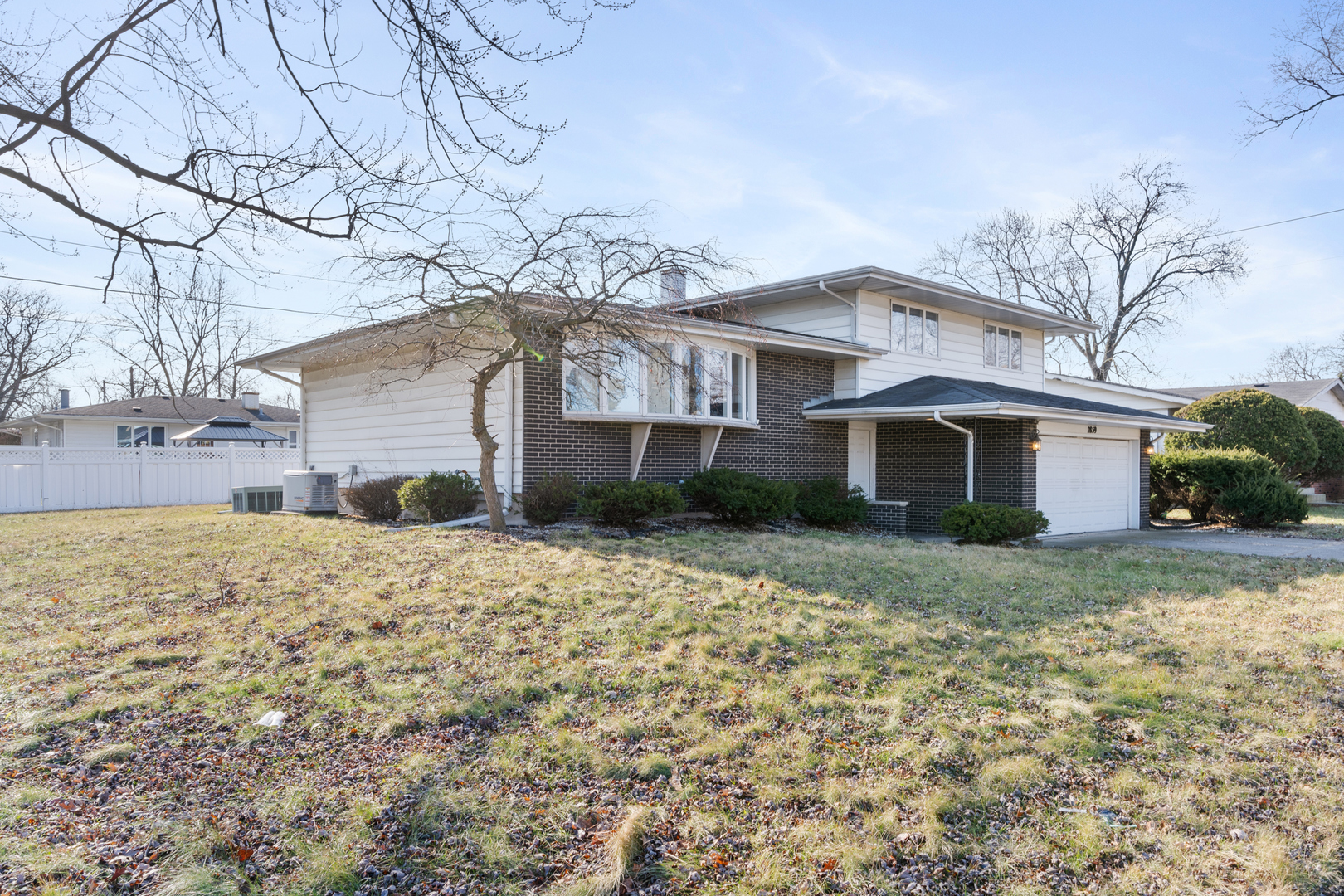 2859 190th Place Property Photo 4