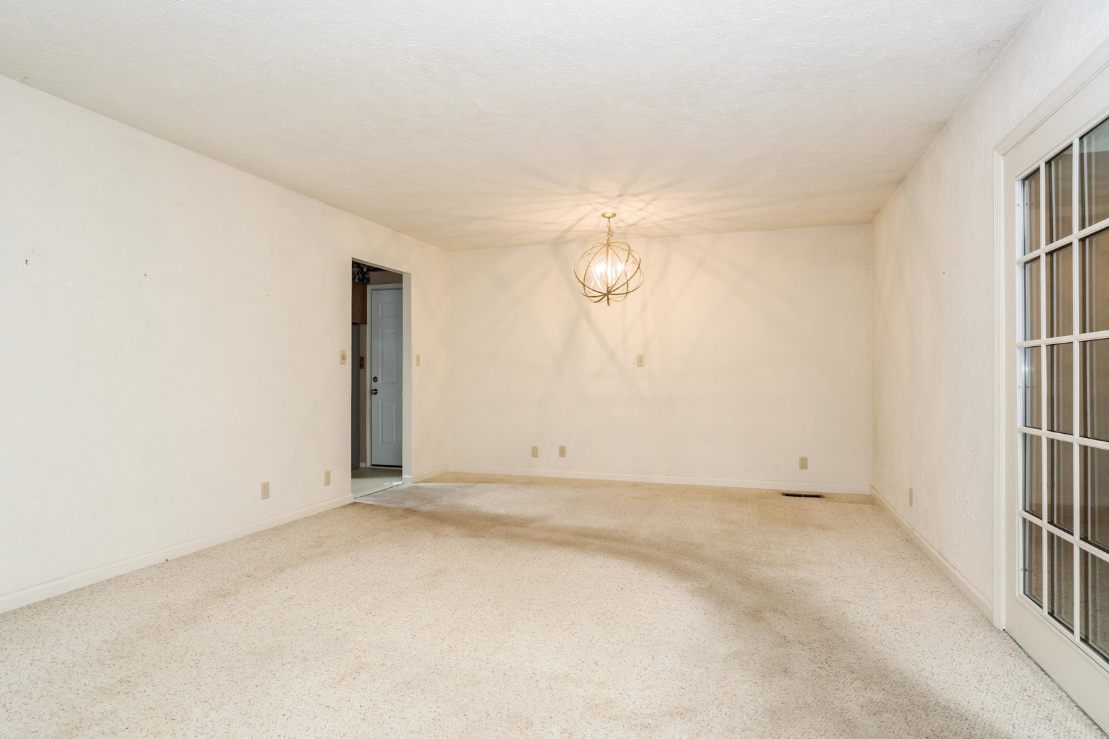 4982 Camelback Road Property Photo 7