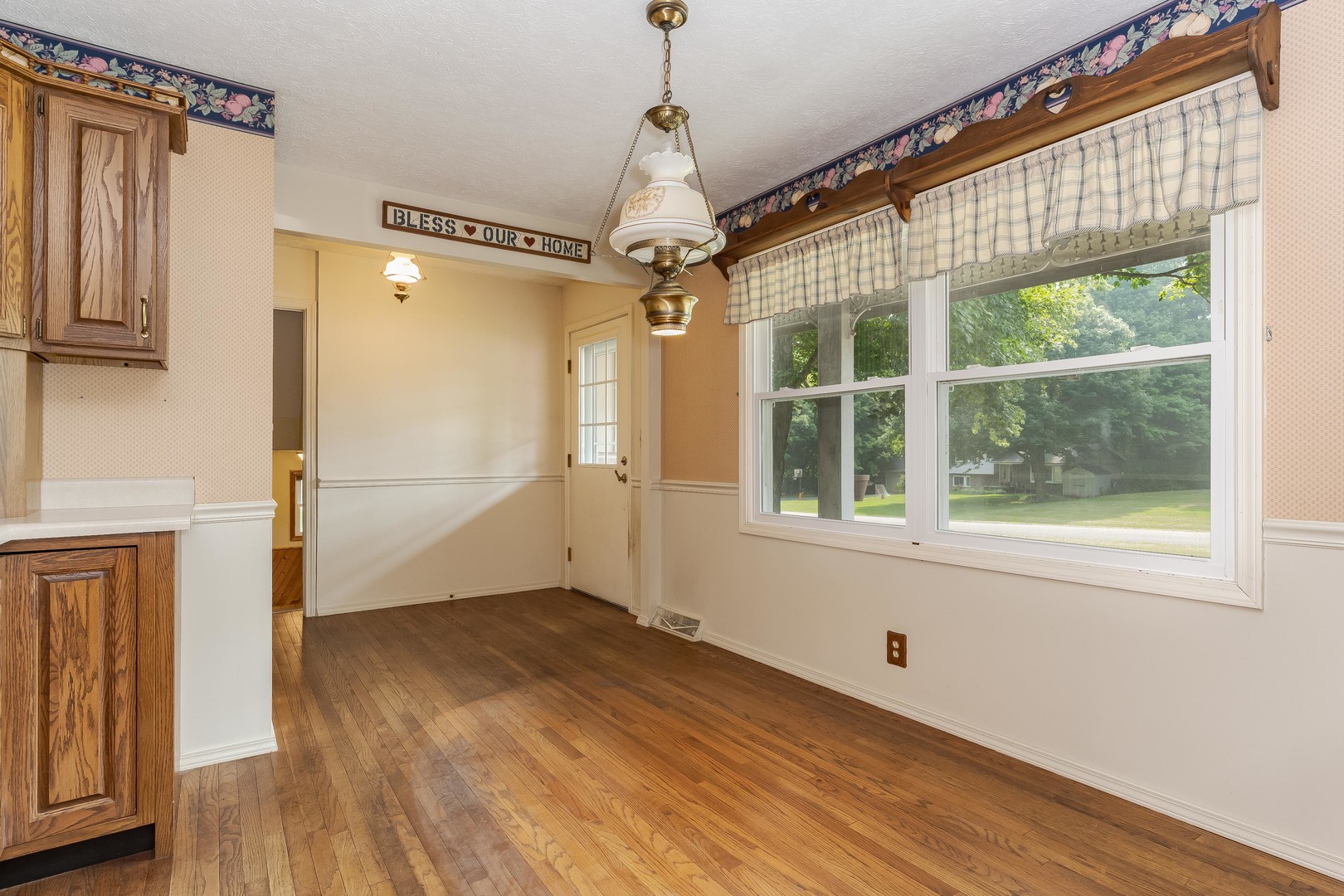 4982 Camelback Road Property Photo 11