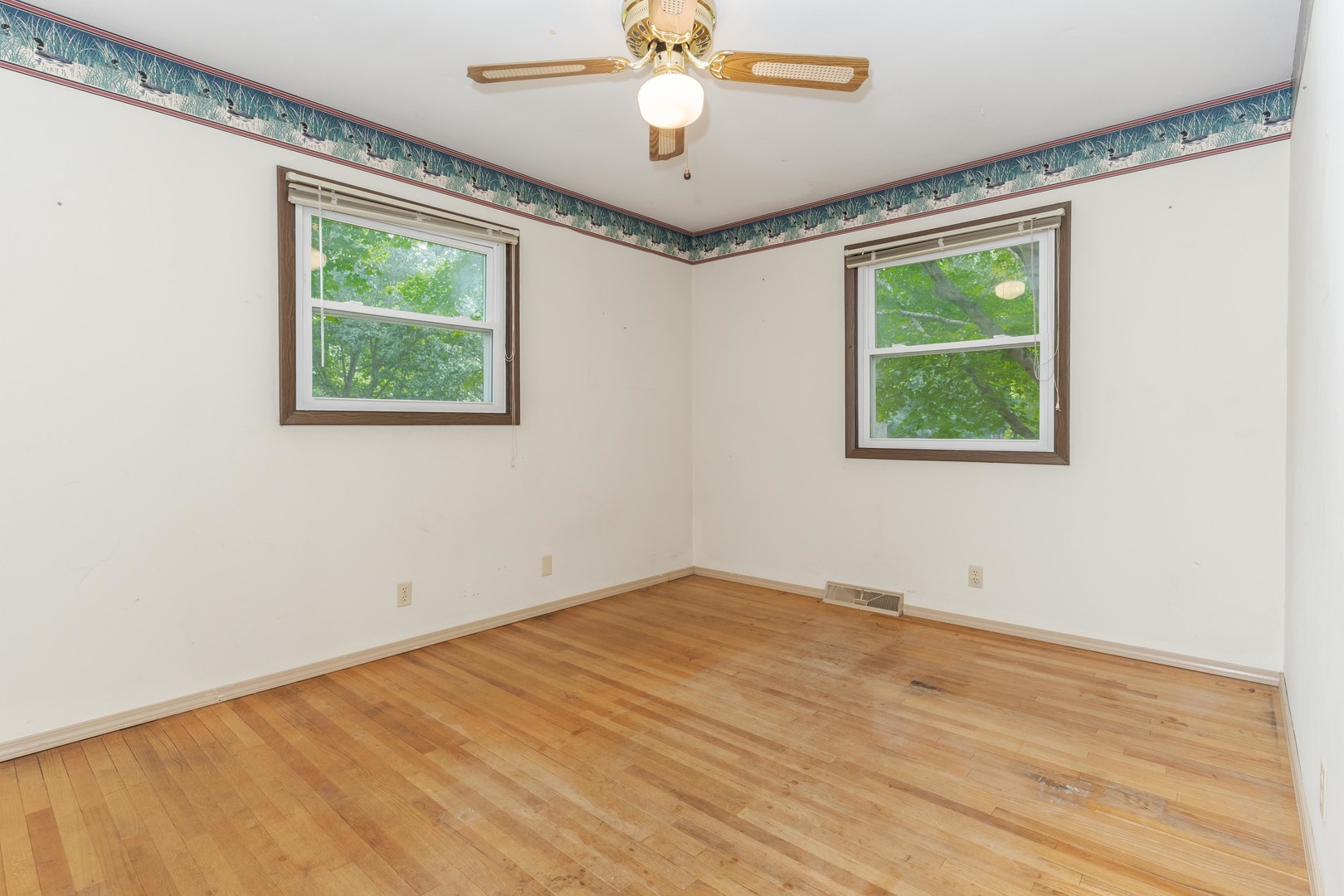 4982 Camelback Road Property Photo 35