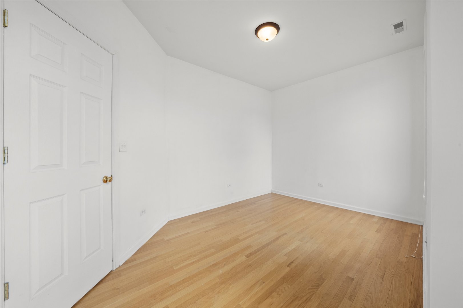 716-718 W 51st Street Property Photo 15