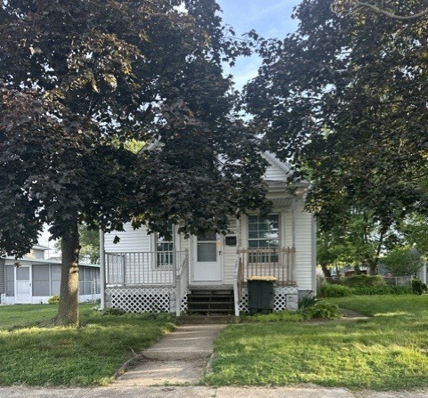 3018 182nd Place Property Photo 2