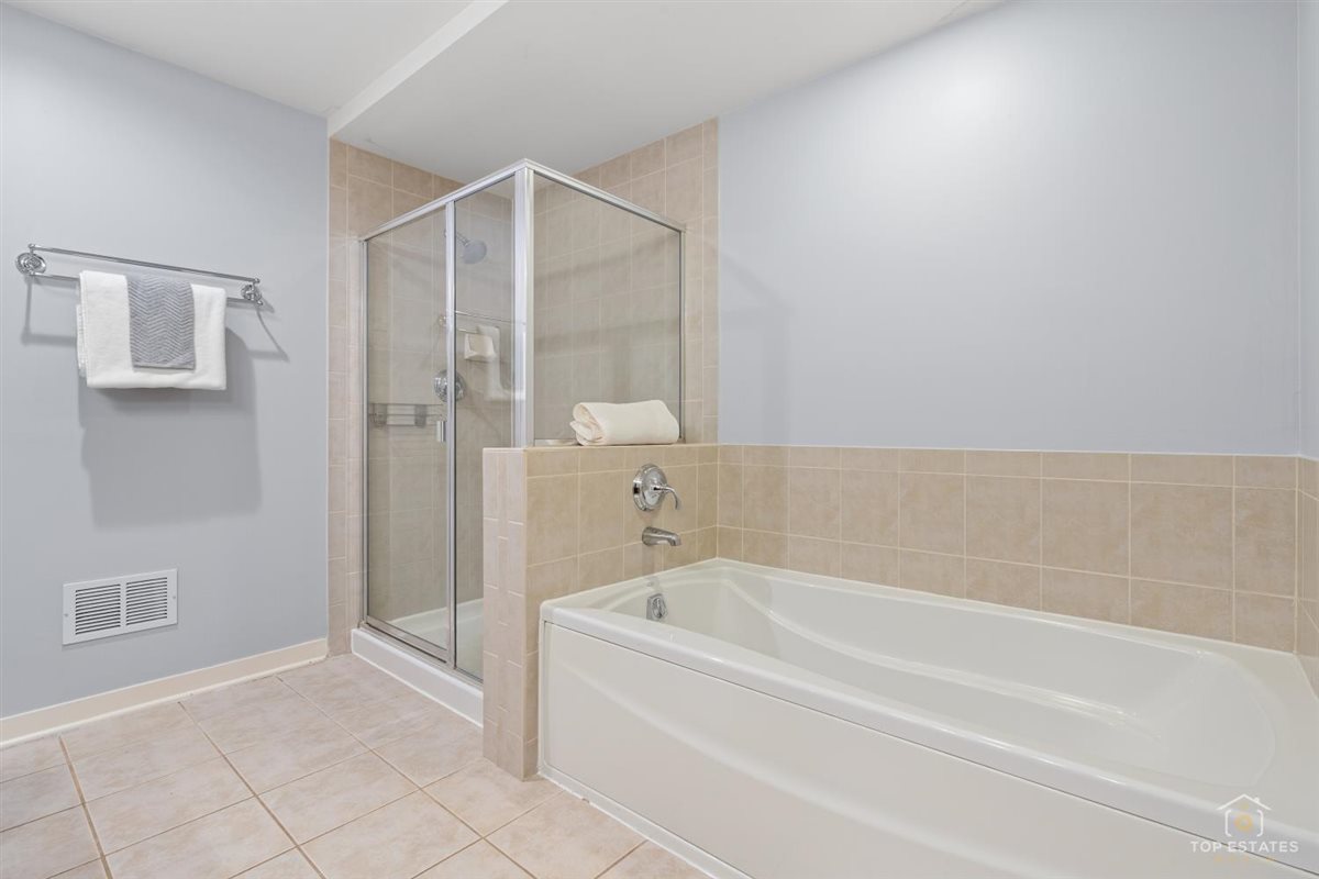 425 Benjamin Drive 205 Property Photo 11
