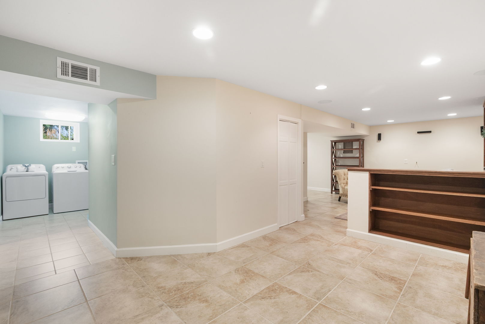 1814 Hazelwood Drive Property Photo 16