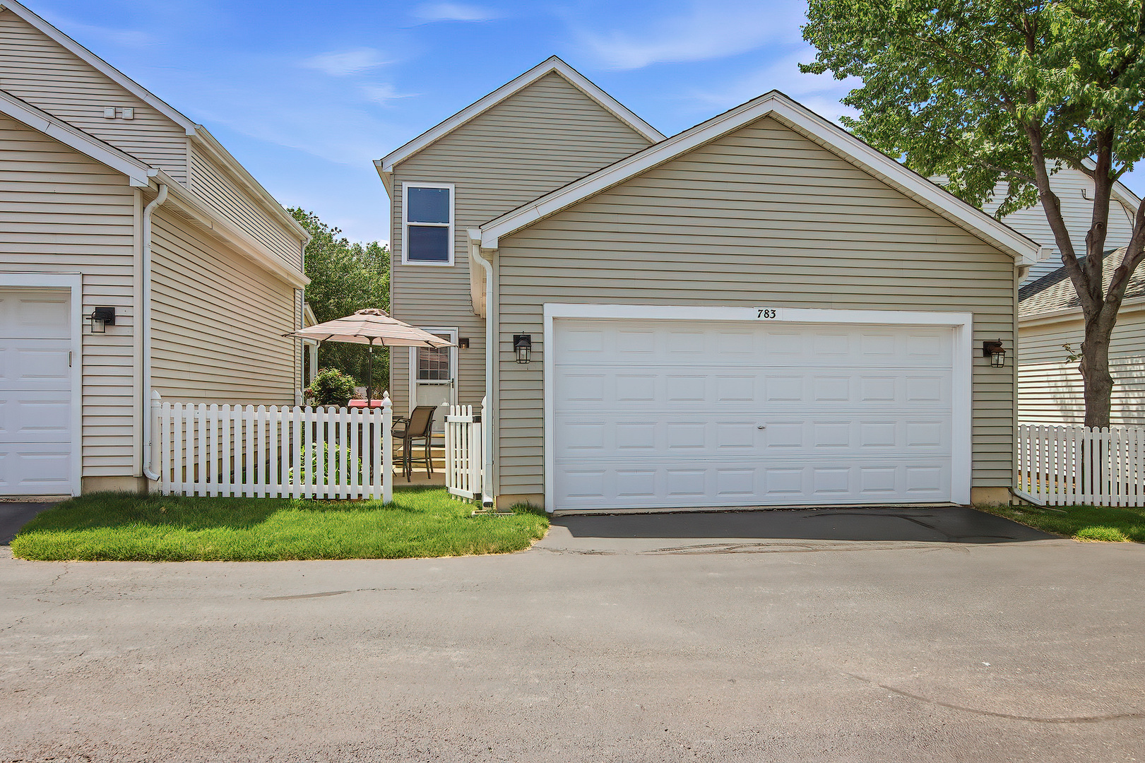 783 Manor Road Property Photo 3
