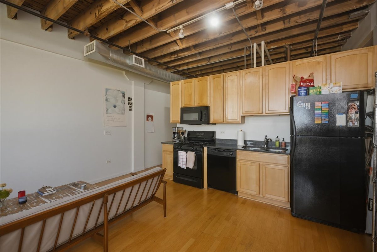 1503 S State Street 812 Property Photo 3