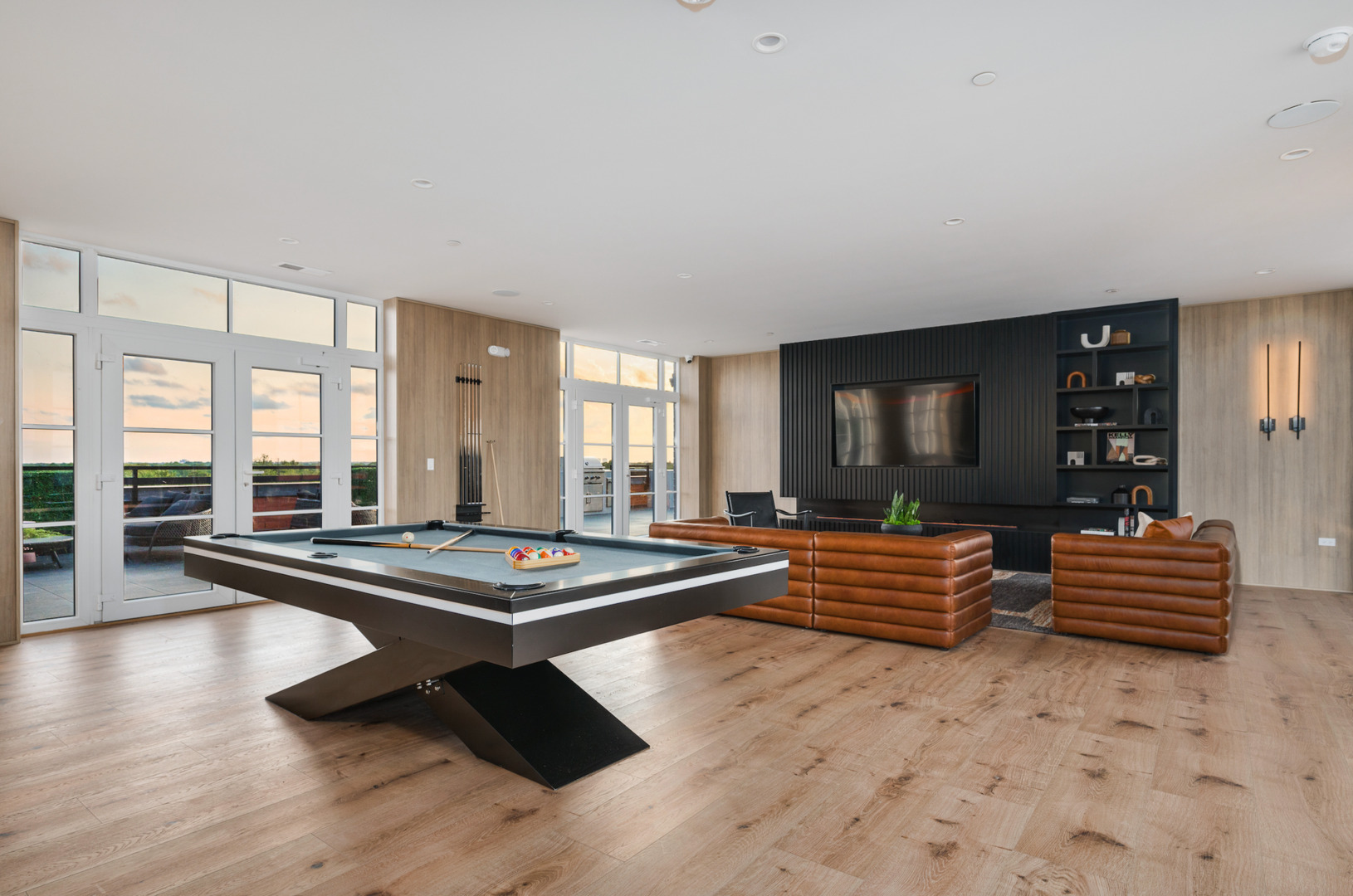 6633 N Milwaukee Avenue 340 Property Photo 11