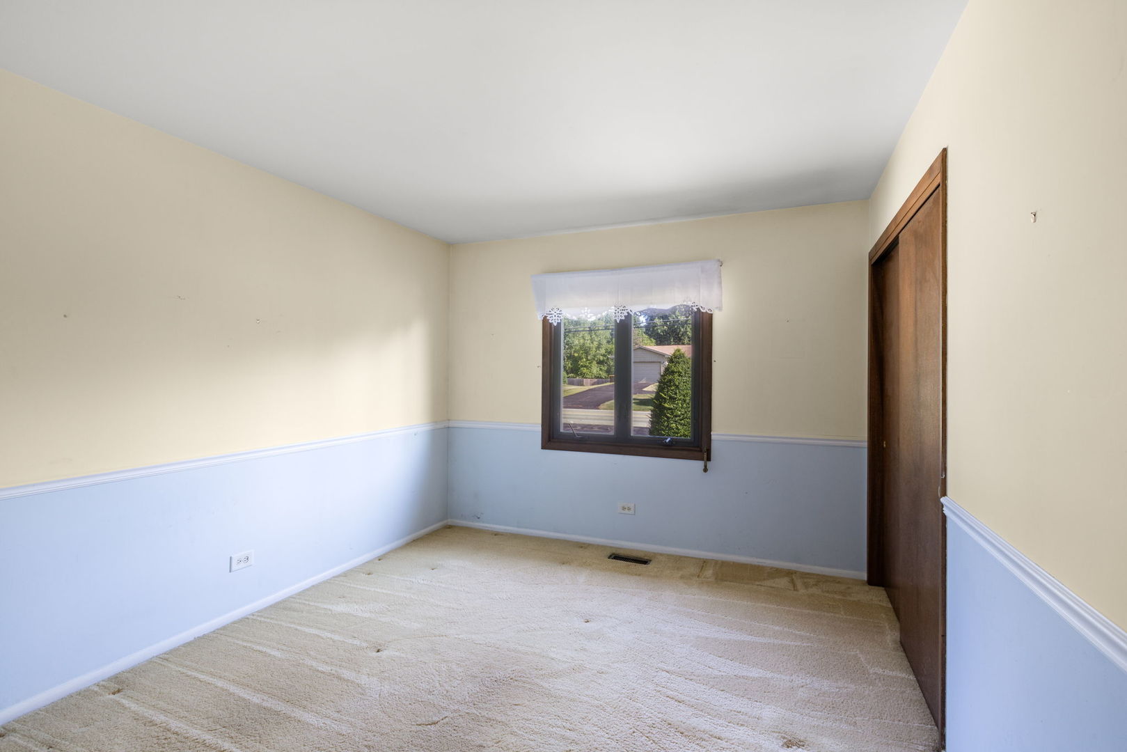 3411 E Crystal Lake Avenue Property Photo 14