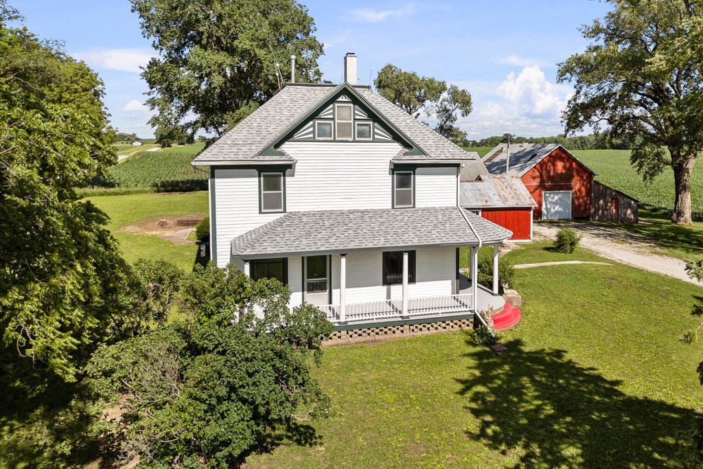 12817 256th Street Property Photo 3