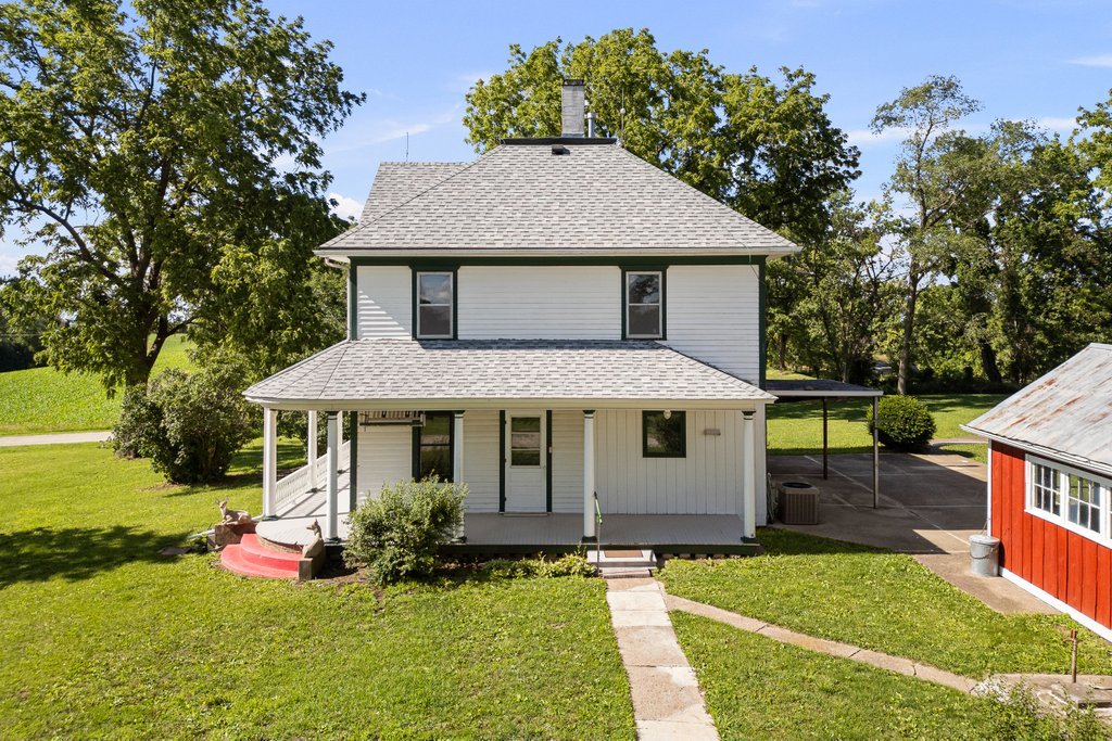 12817 256th Street Property Photo 5