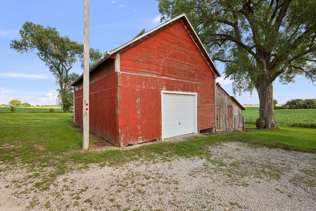 12817 256th Street Property Photo 16