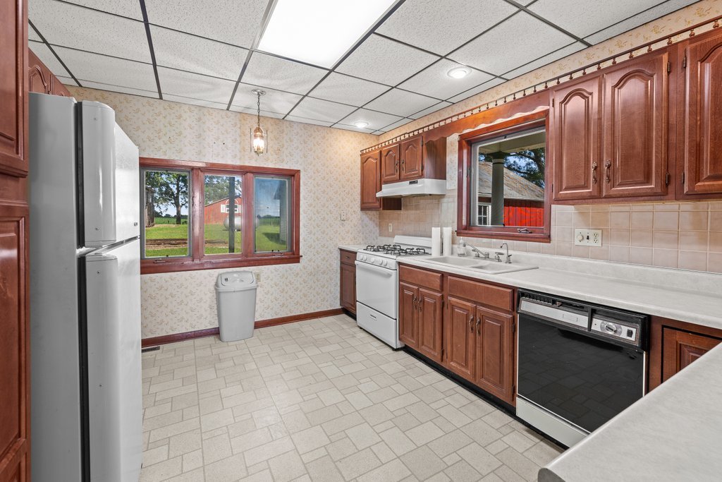 12817 256th Street Property Photo 43