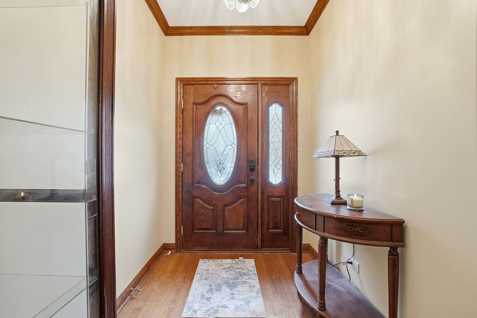 5733 W 97th Street Property Photo 5