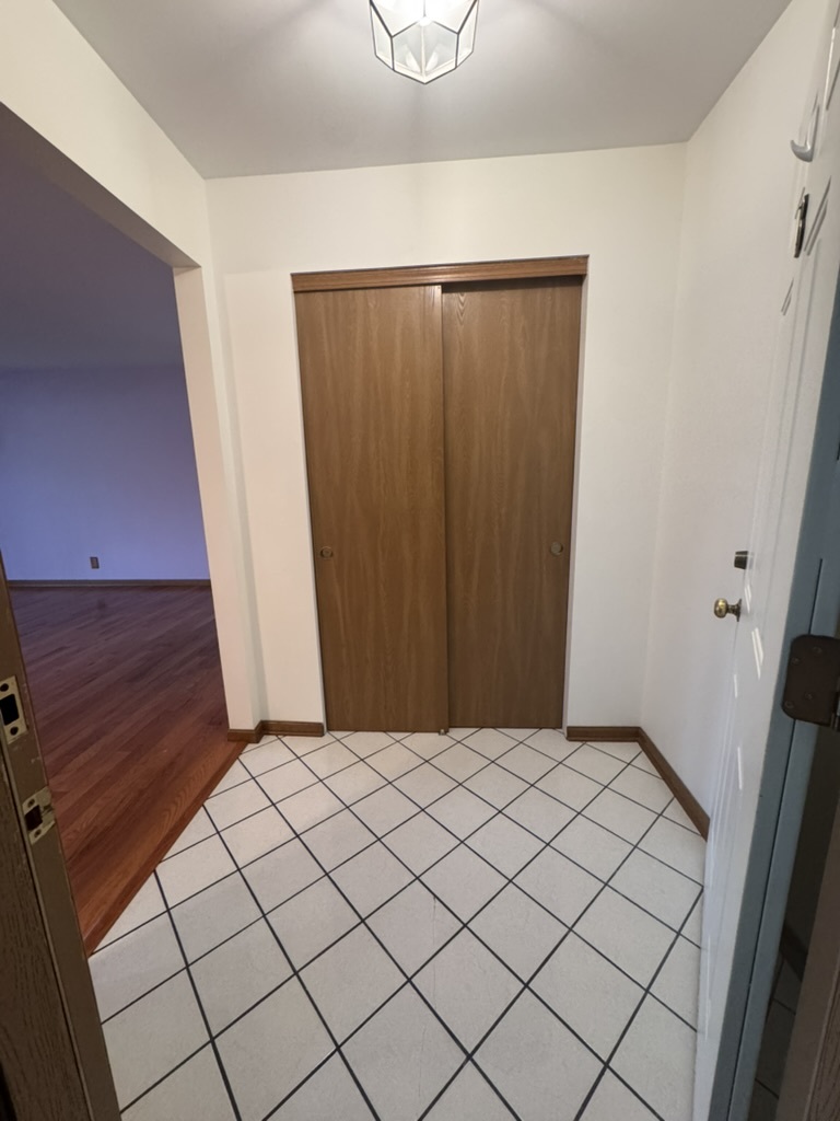 650 Waverly Drive B Property Photo 3