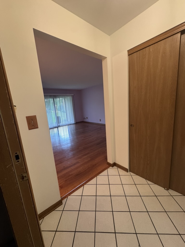 650 Waverly Drive B Property Photo 4
