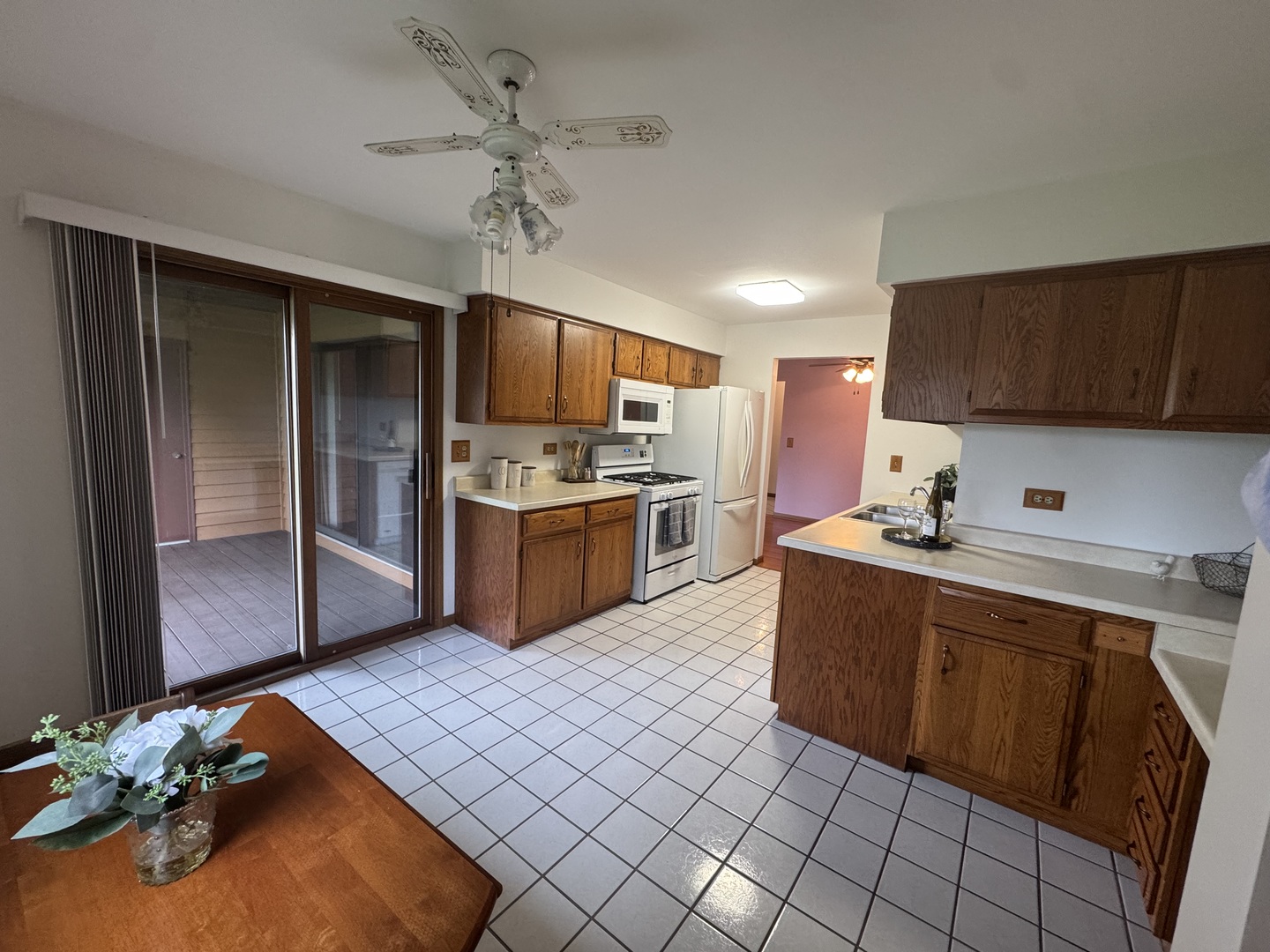 650 Waverly Drive B Property Photo 8