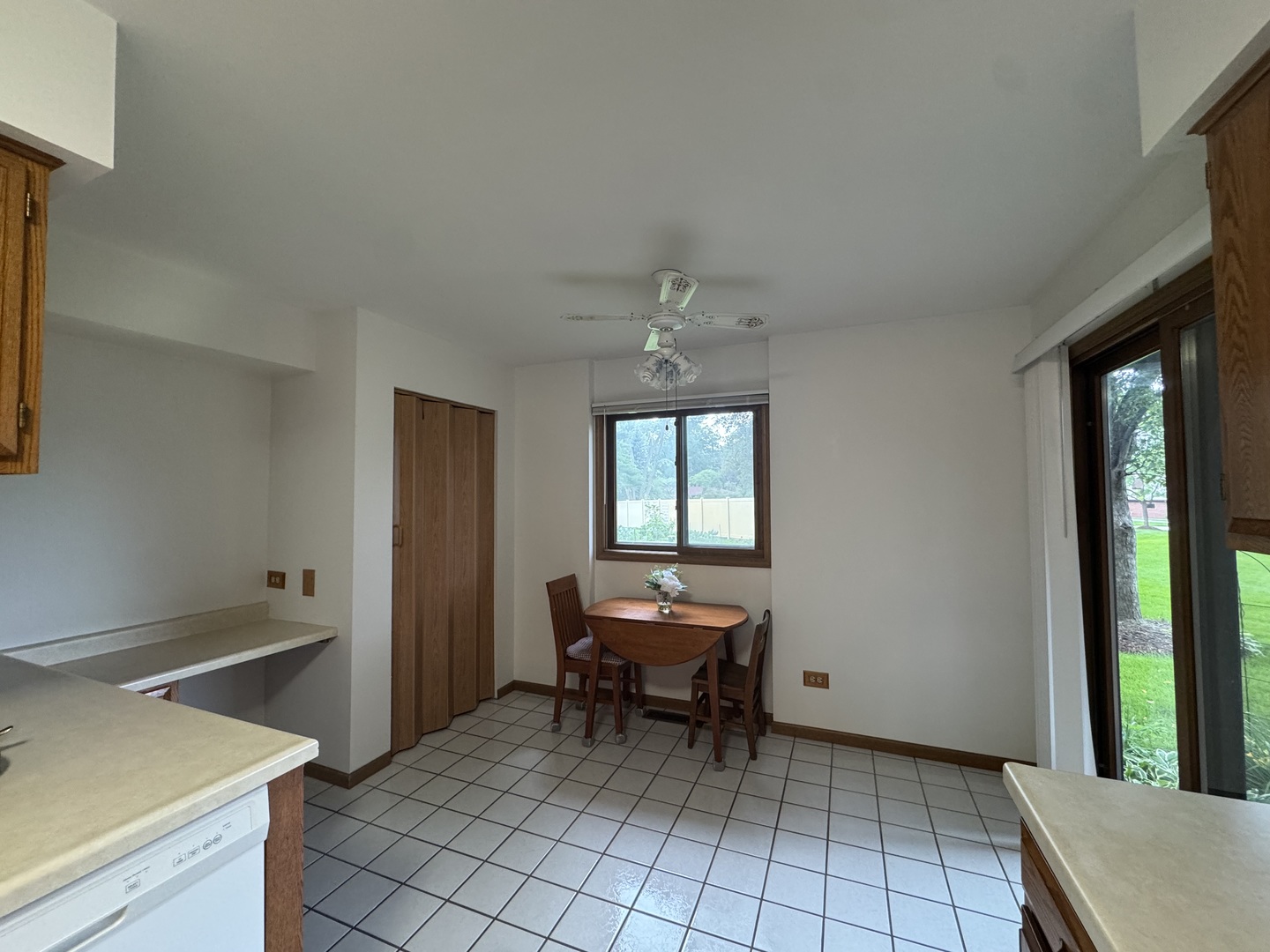 650 Waverly Drive B Property Photo 9