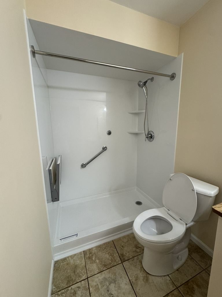 650 Waverly Drive B Property Photo 12