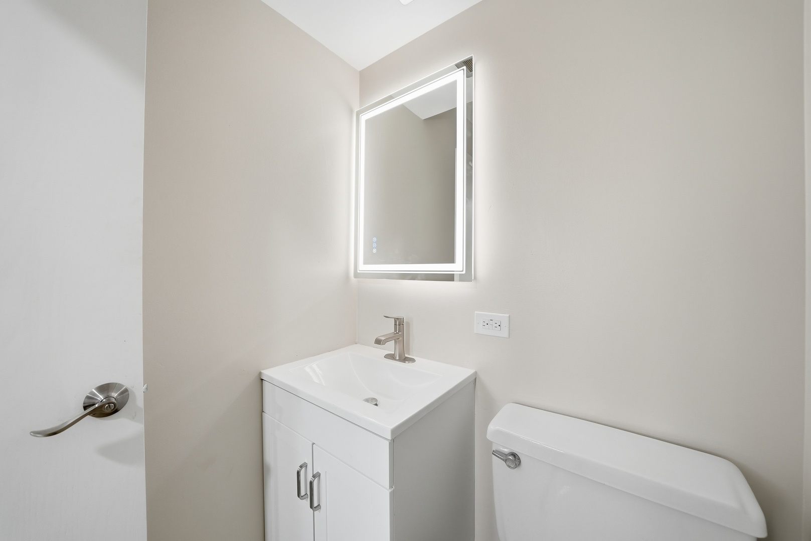 6233 N Niagara Avenue 4a Property Photo 13